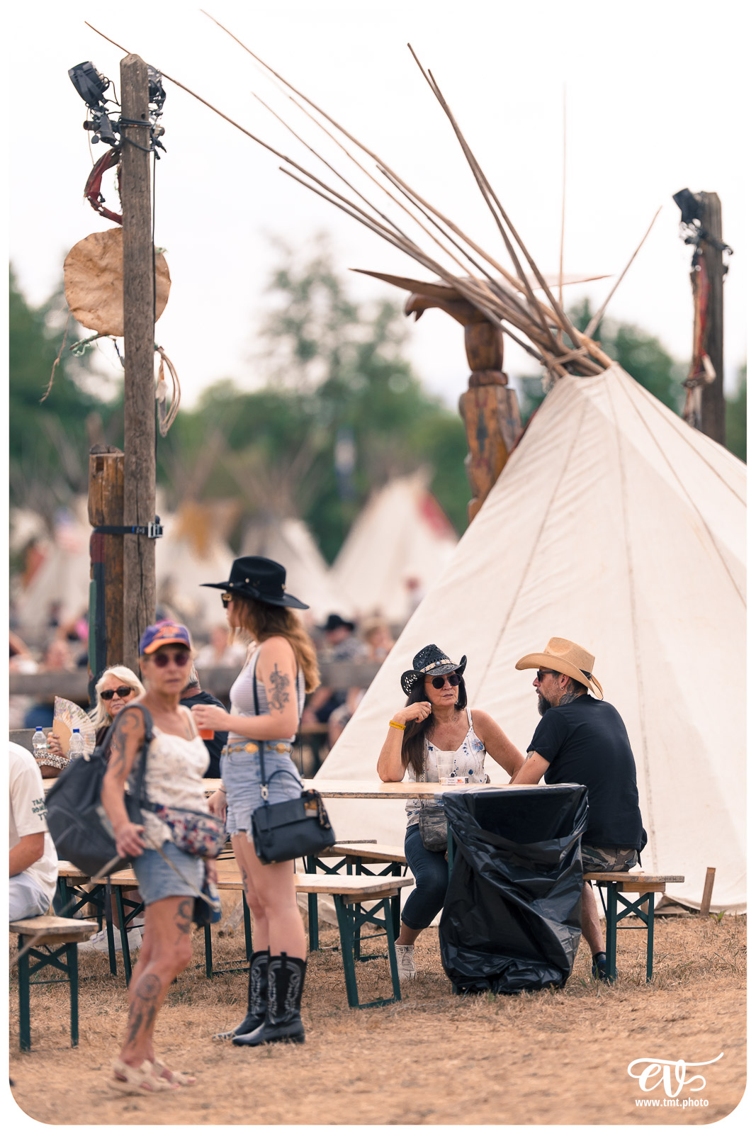 FESTIVAL POW WOW